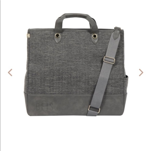 ISO Beis Everyday Tote - Picture 1 of 1